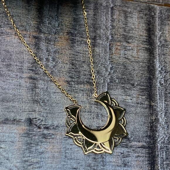 NEW Early Riser Sun Gold Layering Necklace - Picture 3 of 13